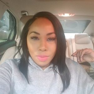 Meet your Posher, Lashea